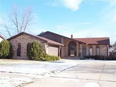 9931 Redbud Rd, Munster, IN 46321 photo 1