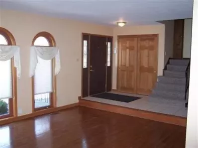 9931 Redbud Rd, Munster, IN 46321 photo 6