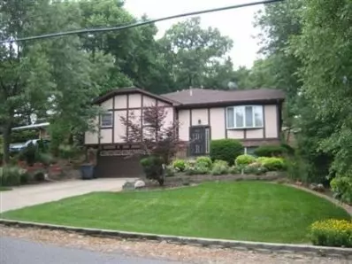 7401 Hemlock Ave, Gary, IN 46403 photo 1