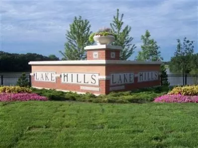8755 Winding Trl, Saint John, IN 46373 photo 1