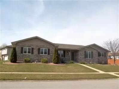1049 Tomahawk, Dyer, IN 46311 photo 1