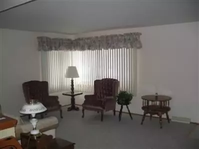 910 E Crestview Ct, Crown Point, IN 46307 photo 6