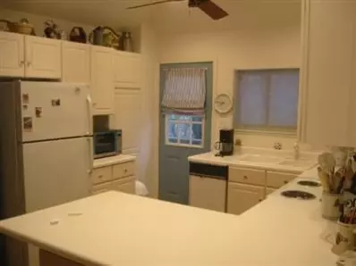 7612 Maple Ave, Gary, IN 46403 photo 5