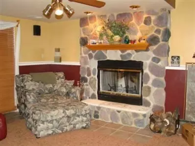 5281 Barker Ct, De Motte, IN 46310 photo 9