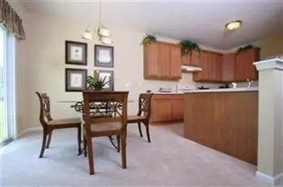 570 E 115th Pl, Crown Point, IN 46307 photo 3