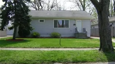 207 E Manor Dr, Griffith, IN 46319 photo 1