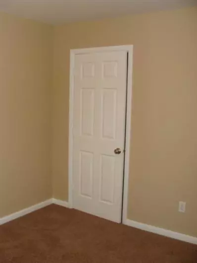 207 E Manor Dr, Griffith, IN 46319 photo 10