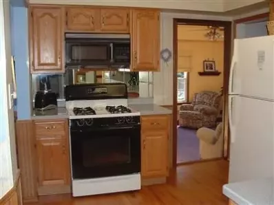 1711 Davis Ave, Whiting, IN 46394 photo 3