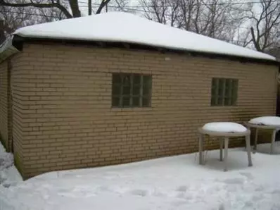 627 Harrison, Gary, IN 46402 photo 9