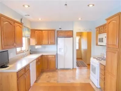 252 W 100, Valparaiso, IN 46385 photo 5