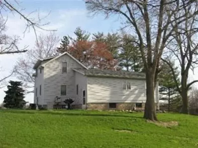 252 W 100, Valparaiso, IN 46385 photo 8
