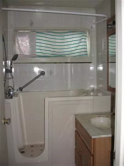 5334 E 10th Ave, Gary, IN 46403 photo 10