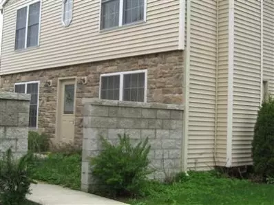 829 Johnson St #B, Porter, IN 46304 photo 2