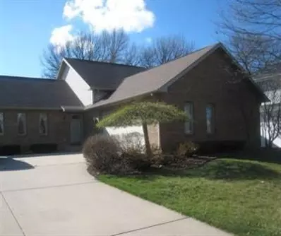 216 Elgin Ave, Griffith, IN 46319 photo 1