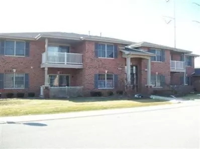 607 Cambridge Ct 2b, Munster, IN 46321 photo 1