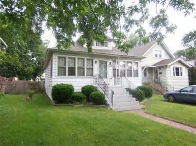 1845 Warwick, Whiting, IN 46394 photo 1