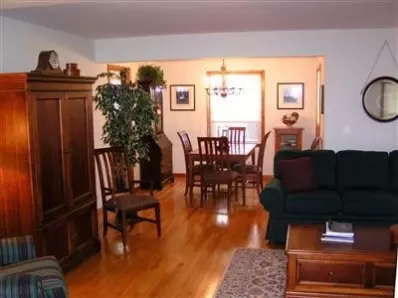 8446 Forest Ave, Munster, IN 46321 photo 7