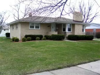 8446 Forest Ave, Munster, IN 46321 photo 1