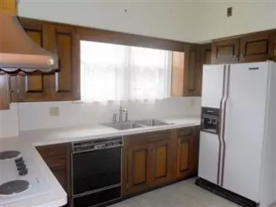 758 Park Ave, Valparaiso, IN 46385 photo 6
