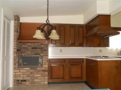758 Park Ave, Valparaiso, IN 46385 photo 8