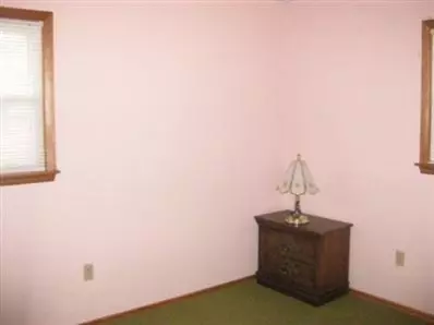 920 W Pine St, Griffith, IN 46319 photo 8
