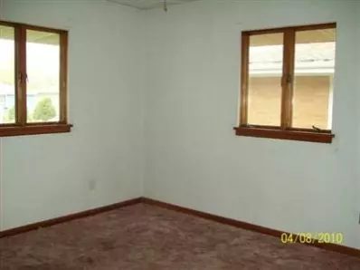 4666 Fillmore St, Gary, IN 46408 photo 7
