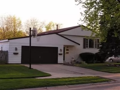 623 James Pl, Griffith, IN 46319 photo 1