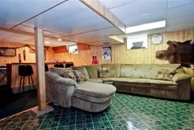 1035 Wallace St, Gary, IN 46404 photo 5