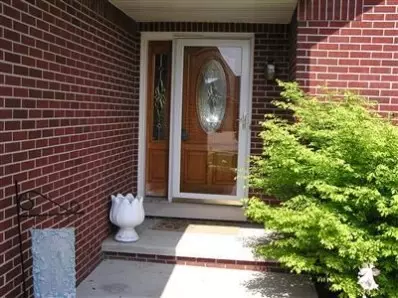 1423 Edgewater Rd, Crown Point, IN 46307 photo 2