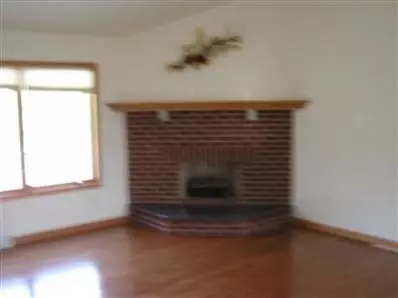 1423 Edgewater Rd, Crown Point, IN 46307 photo 4