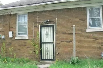 334 Arthur St, Gary, IN 46404 photo 3
