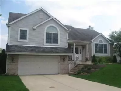 196 Chateau Dr, Dyer, IN 46311 photo 1