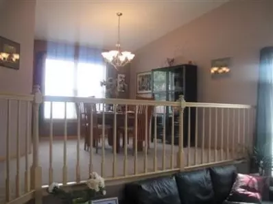 196 Chateau Dr, Dyer, IN 46311 photo 5