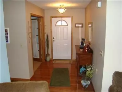 352 S Boo Rd, Burns Harbor, IN 46304 photo 6