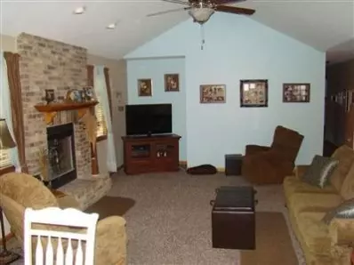 352 S Boo Rd, Burns Harbor, IN 46304 photo 8