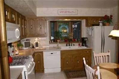 9842 E Oakridge Dr, Saint John, IN 46373 photo 7
