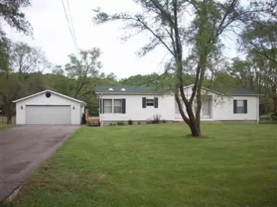 2104 Elm St, Griffith, IN 46319 photo 1