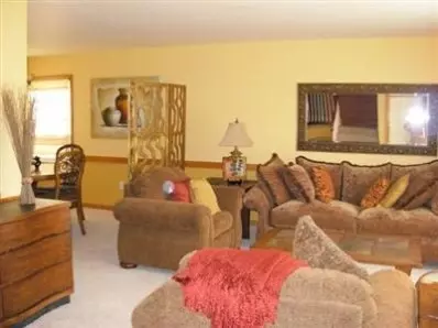 249 Maple Ln, Munster, IN 46321 photo 3