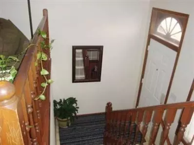 811 N Wiggs St, Griffith, IN 46319 photo 7