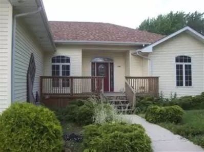 1052 N Broad St, Griffith, IN 46319 photo 3