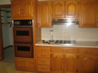 936 Clinton St, Gary, IN 46406 photo 5