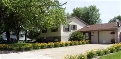 1327 Broad St, Griffith, IN 46319 photo 1