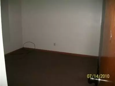 1565 Tompkins St, Gary, IN 46406 photo 2