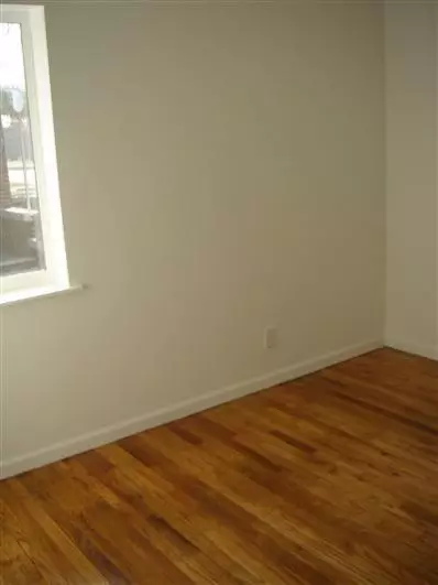 553 Chase St, Gary, IN 46404 photo 6
