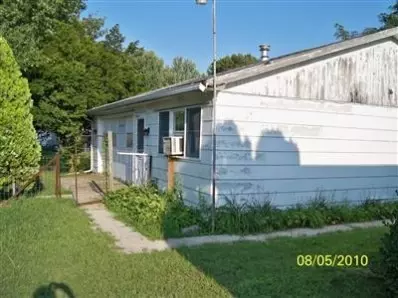 2847 E 1071, De Motte, IN 46310 photo 2