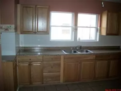 958 Myrtle Ave, Whiting, IN 46394 photo 5