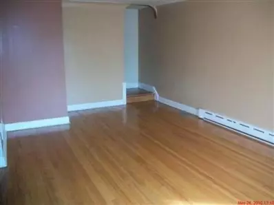 958 Myrtle Ave, Whiting, IN 46394 photo 3