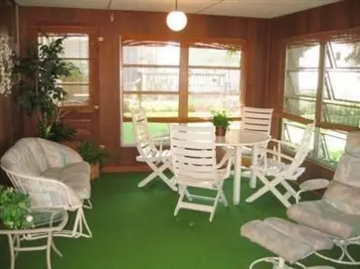 1004 N Dwiggins Ave, Griffith, IN 46319 photo 8