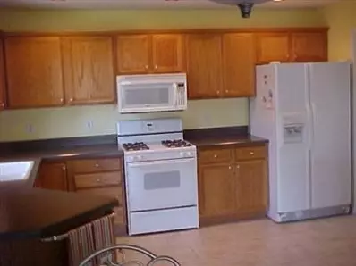 132 Salisbury Dr, Munster, IN 46321 photo 10