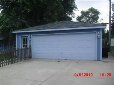 8029 Howard Ave, Munster, IN 46321 photo 3